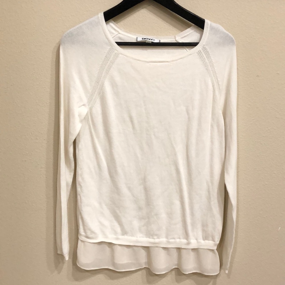 DKNYC Longsleeved sweater shirt size small
